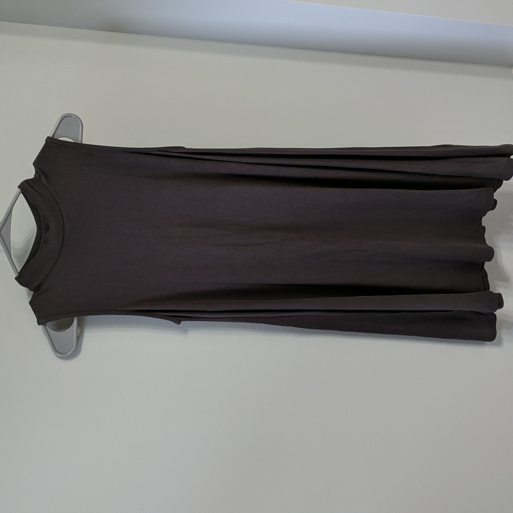 Sleeveless dress